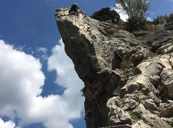 Rincon De Guara Hostel